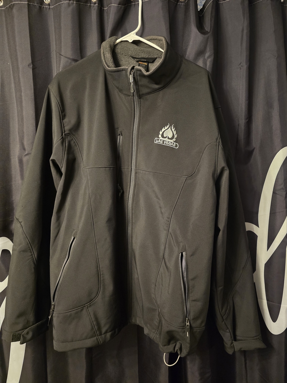 Men's Black Performance Softshell Jacket with Zip Pockets